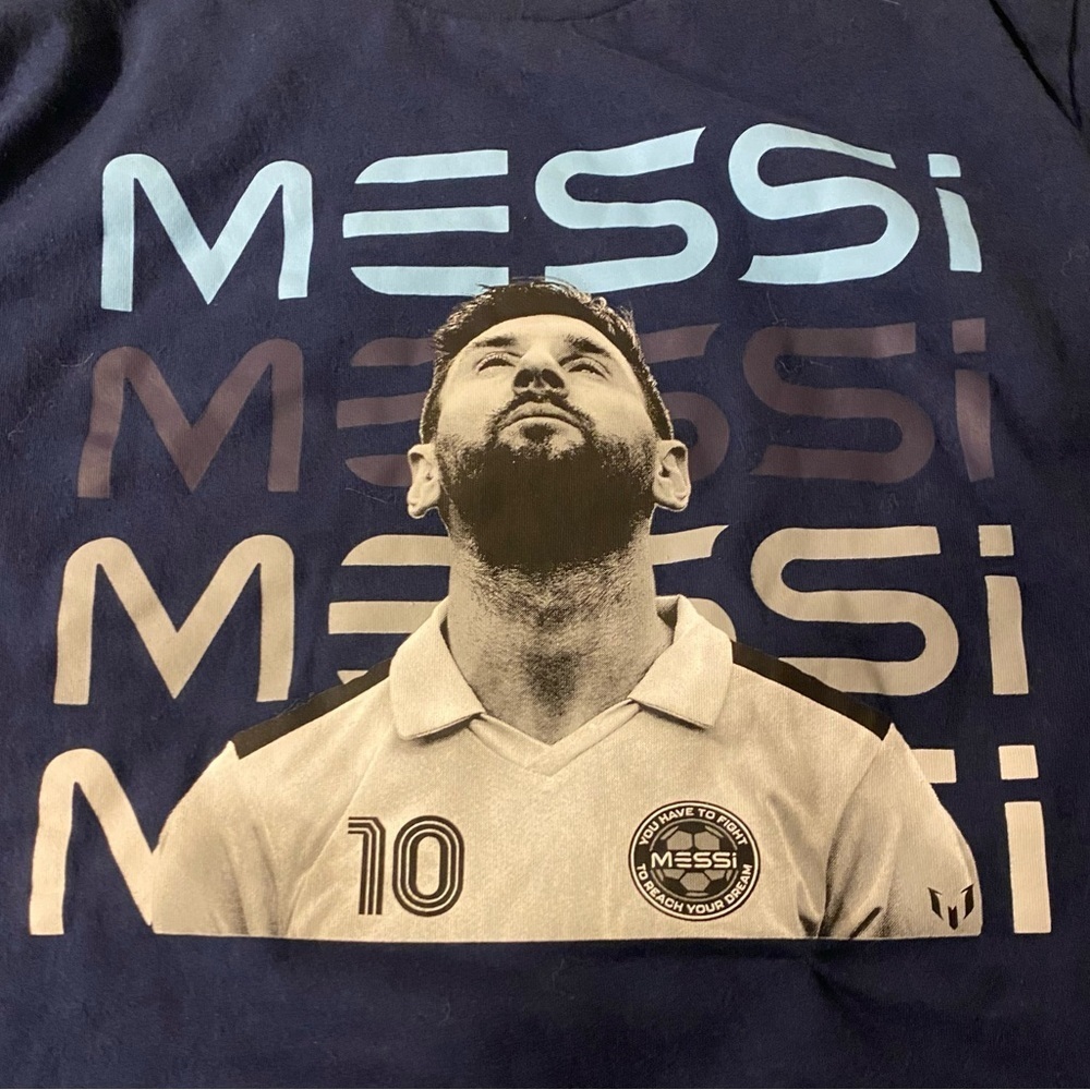 Messi Collection nwot never worn men’s small graphic tee T-shirt soccer blue new - Picture 4 of 5